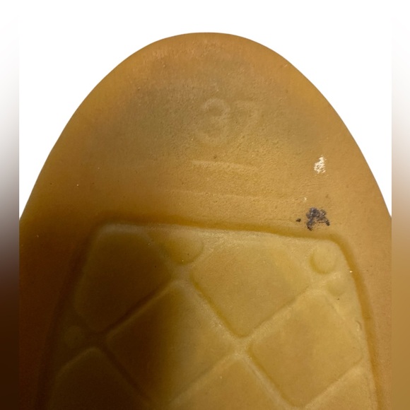 Authentic Chanel Red Lambskin Leather CC Logo Espadrille size 37,l - Picture 5 of 16